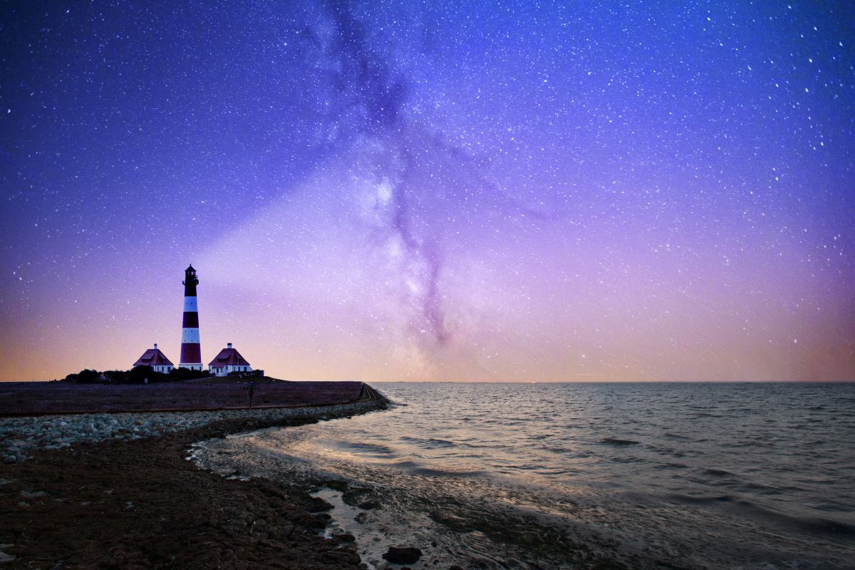 Cultura, Liderança e Reputação: a Tríade Estratégica 1 farol lideranca unsplash